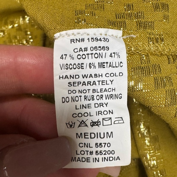 Elan Elegant Gold Tiered Dress Size Medium.   #318 - Picture 17 of 17